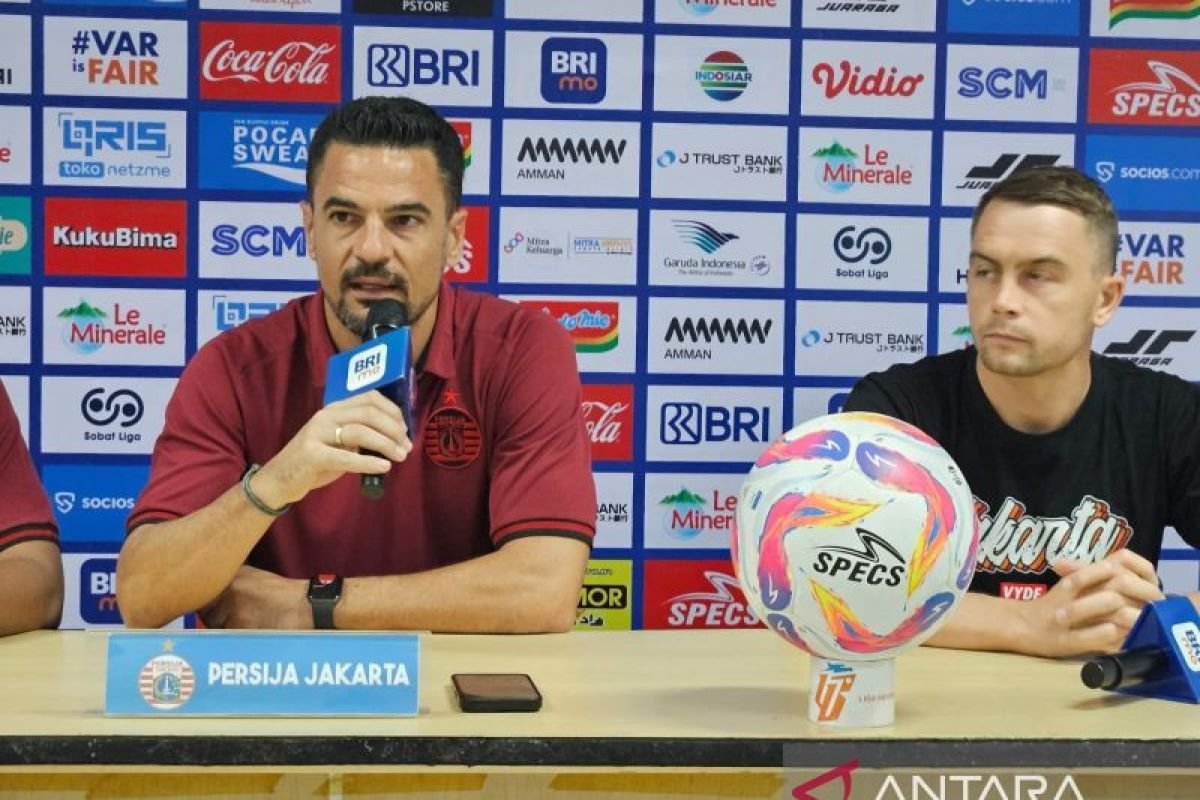 Tiga Doni: Pertandingan Seru antara Persija Jakarta dan Semen Padang
