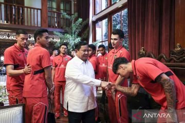Presiden Prabowo Subianto Merayakan Kemenangan Timnas Indonesia atas China dengan Acara Makan Bersama