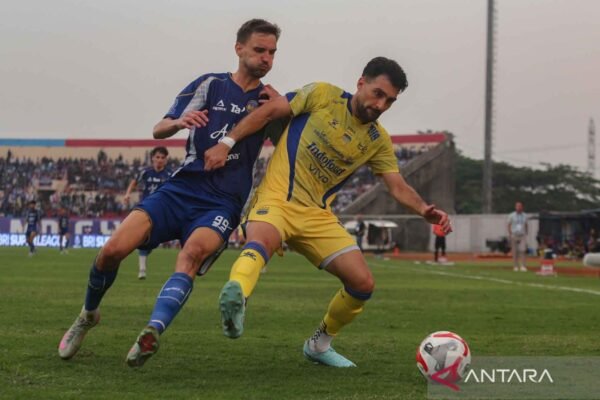 Persib Dihentikan PSIM dengan Skor Imbang 1-1 Meski Dua Penalti Gagal